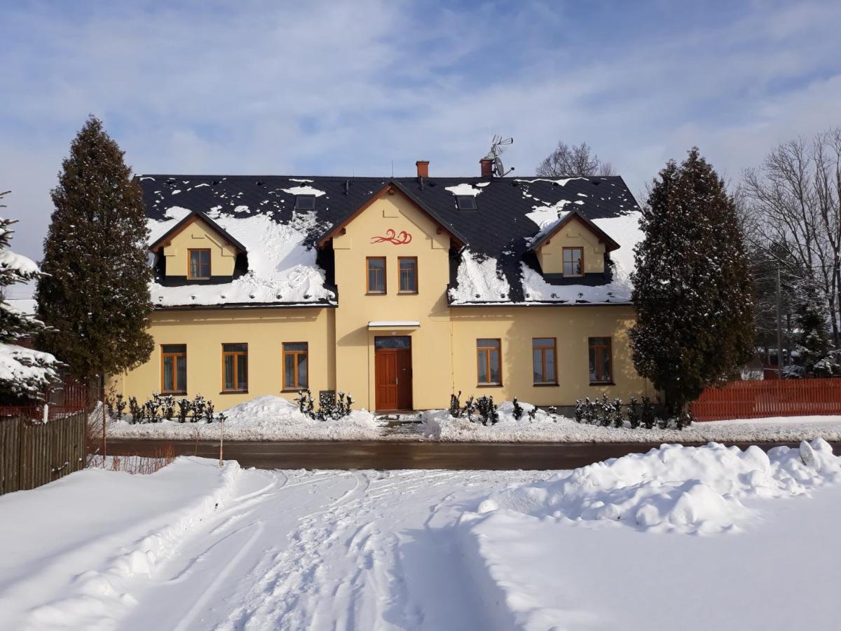 Penzion Cervena Voda -Penzion S Dotekem Dalek Exterior photo